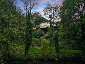 Photo 51- click for photo gallery